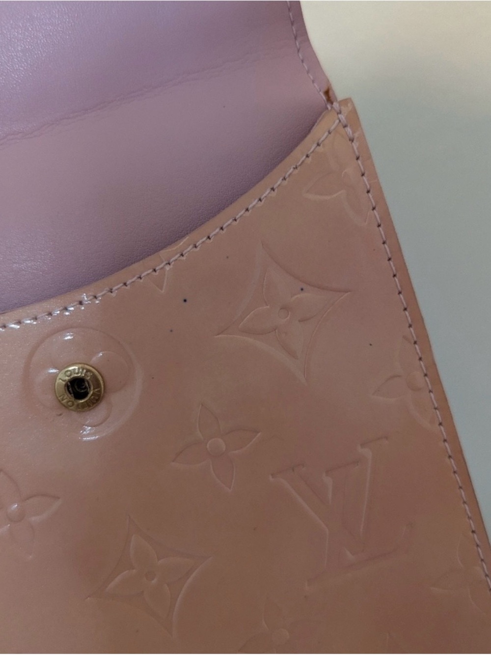 Louis Vuitton Monogram Pink Vernis slim crossbody bag EUC - Picture 13 of 14